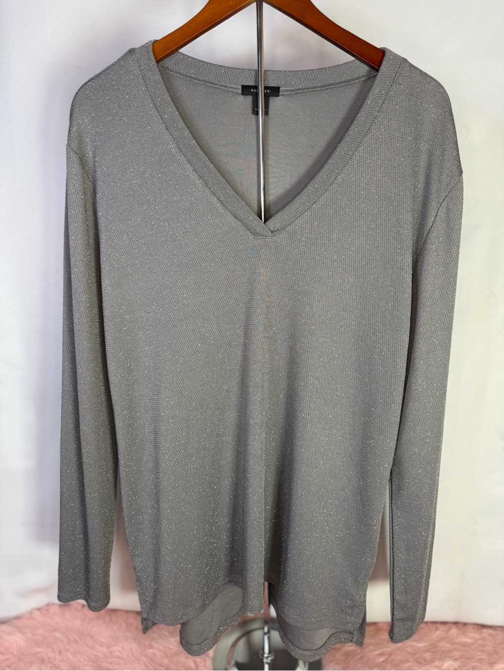 Halogen - Silver Gray V-Neck Knit Top - Size S